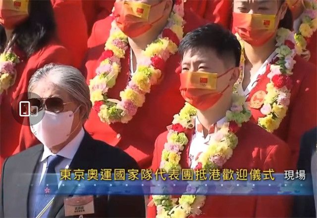 罗马现在正在争夺欧联杯冠军，同时也在意甲联赛争夺前四的位置，球队能同时推进两项任务吗？“球队现在每个人都100%地投入，我们不害怕面对任何球队，不幸的是，我们已经并且以后也会不断遇到问题，但无论如何，我们都会继续前进。